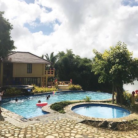 Porta Verde Resort Villas Caliraya Dolores  المظهر الخارجي الصورة